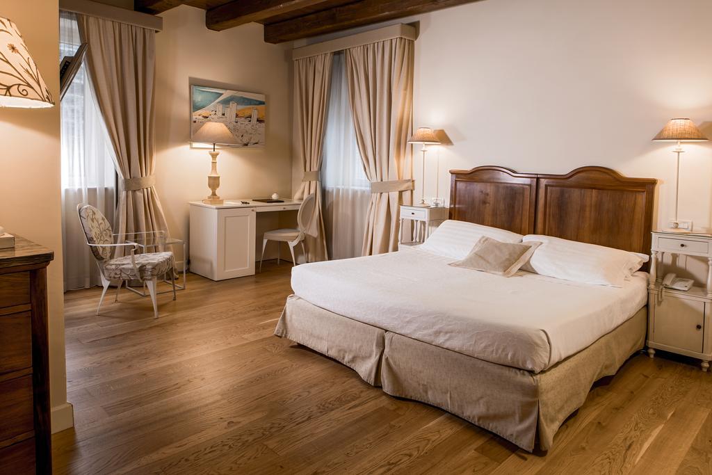 Hotel & Residenza 100 Torri Ασκόλι Πιτσένο Εξωτερικό φωτογραφία